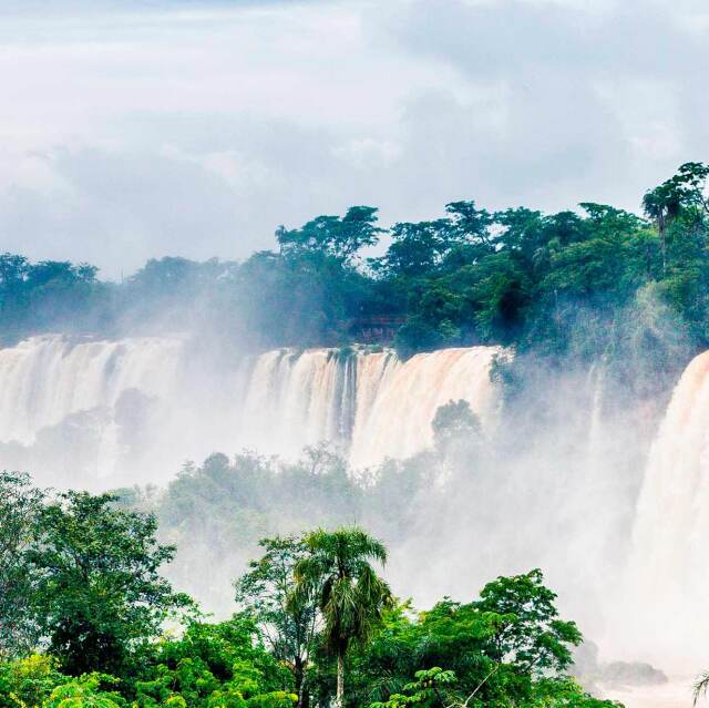 La immensitat de la naturalesa a les Cascades d'Iguaçú.